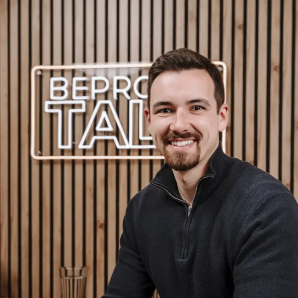 jonas schneider beproud